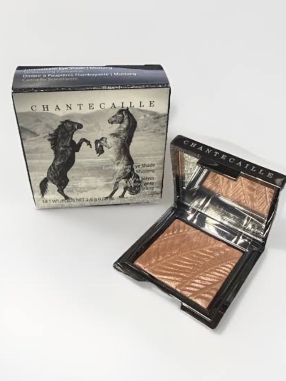 Chantecaille Luminescent Eyeshadow Mustang NIB